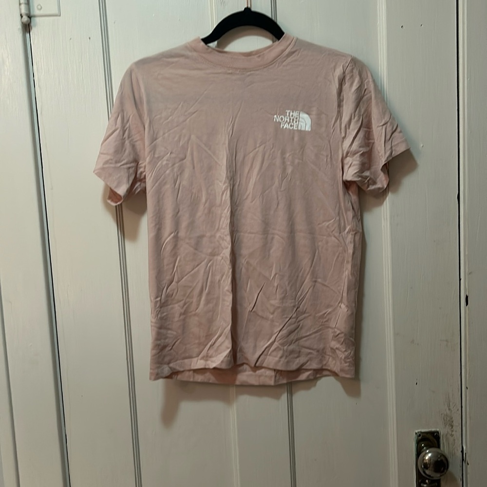 Women’s The North Face T-shirt.